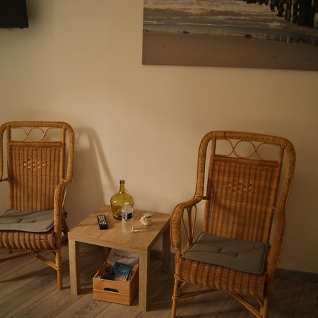 La Longere De Suzanne Bed & Breakfast Arrest ภายนอก รูปภาพ